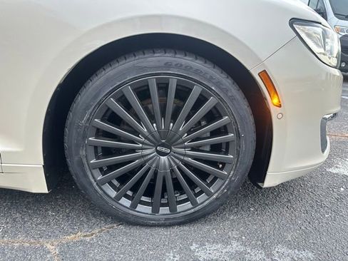 Used 2018 Lincoln MKZ Reserve w/ Luxury Package image 15