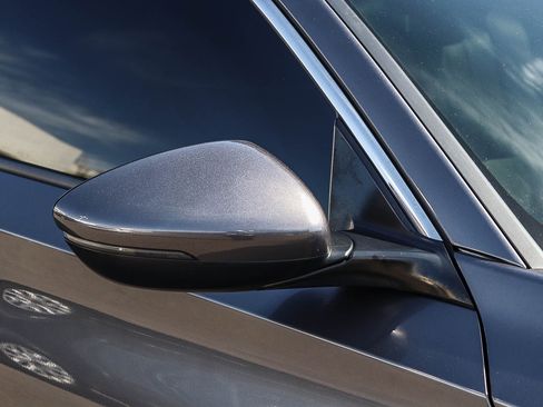 Used 2021 Honda Accord Touring image 7