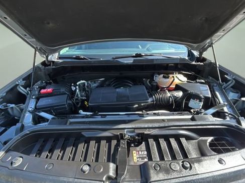 Used 2025 Chevrolet Silverado 1500 LT image 14