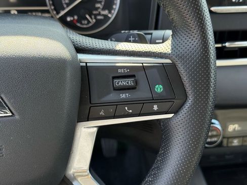 Used 2024 Mitsubishi Outlander SE image 23