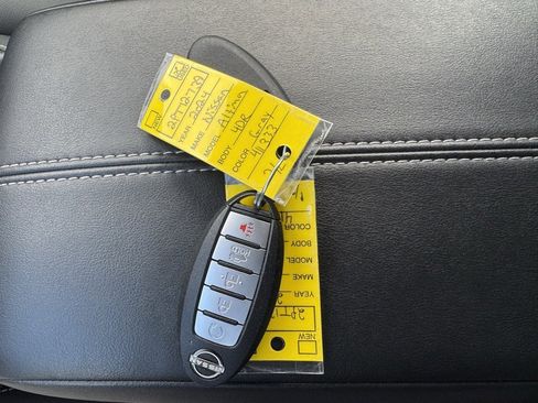 Used 2024 Nissan Altima 2.5 SL image 12