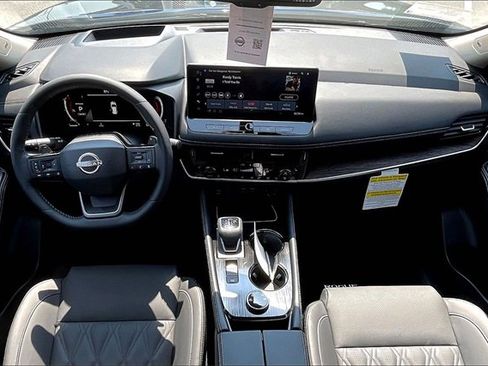 New 2026 Nissan Rogue Platinum w/ Platinum Premium Package image 5
