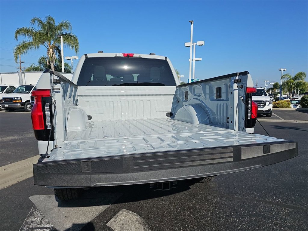 Used 2023 Ford F150 Lightning XLT AWD/4WD image 25