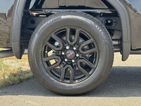 New 2026 GMC Sierra 1500 Elevation AWD/4WD image 30