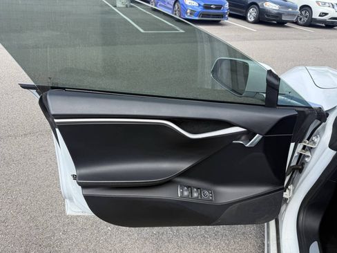 Used 2021 Tesla Model S Long Range Plus AWD/4WD image 17