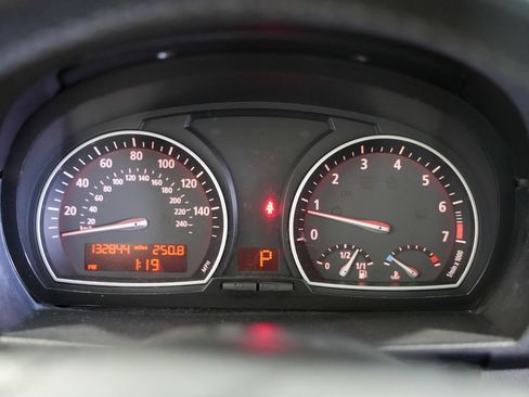 Used 2005 BMW X3 3.0i AWD/4WD image 12
