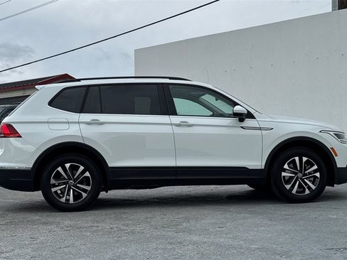 Used 2024 Volkswagen Tiguan S image 3