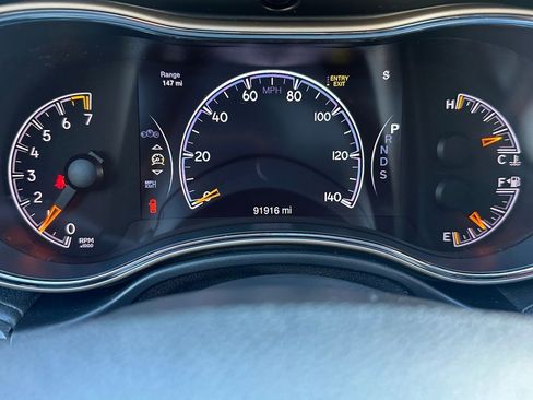 Used 2015 Jeep Grand Cherokee Overland w/ Advanced Technology Group image 24