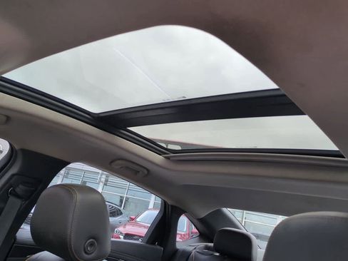 Used 2018 Chevrolet Impala Premier w/ Premier Convenience Package image 17