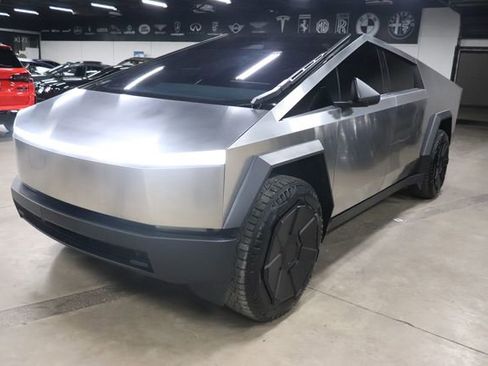 Used 2024 Tesla Cybertruck AWD Crew Cab image 1