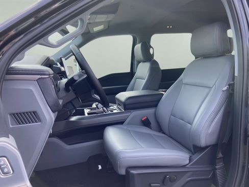 New 2025 Ford F150 Lightning Flash AWD/4WD image 10