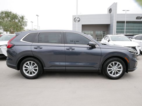 Used 2024 Honda CR-V EX-L image 11