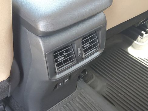 Used 2022 Toyota RAV4 XLE image 14