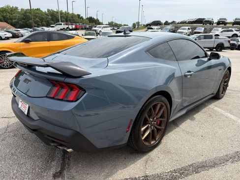 Used 2026 Ford Mustang GT Premium RWD image 7