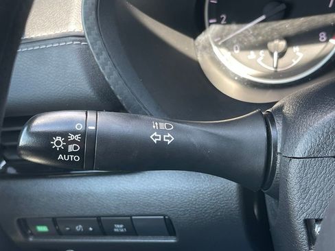 Used 2024 Nissan Sentra SV FWD image 40