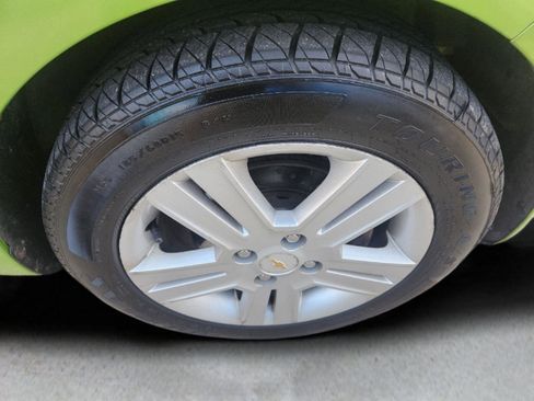 Used 2014 Chevrolet Spark LS image 41