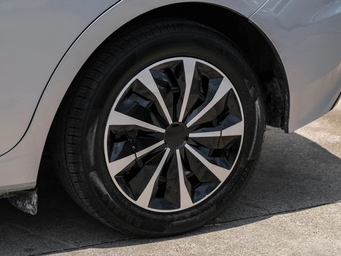 Used 2018 Subaru Impreza 2.0i AWD/4WD image 49