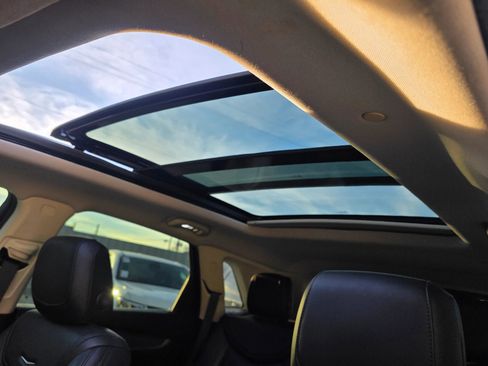 Used 2017 Cadillac XT5 Luxury w/ Driver Awareness Package image 35