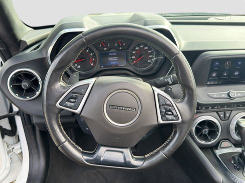 Used 2020 Chevrolet Camaro LT image 32