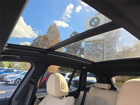 Certified 2023 BMW X3 xDrive30i w/ Premium Package image 24