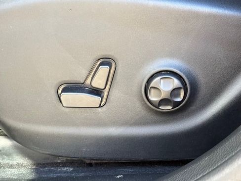 Used 2020 Jeep Cherokee Trailhawk w/ Comfort/Convenience Group image 13