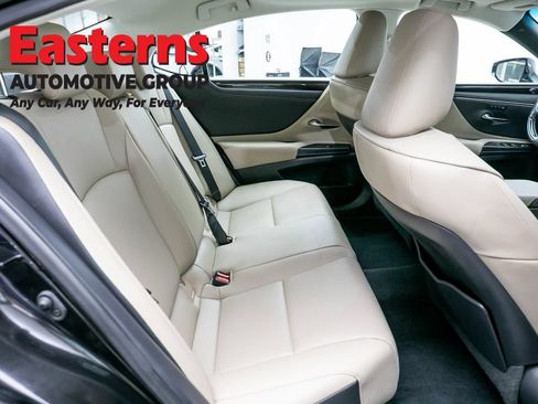 Used 2021 Lexus ES 350 w/ Premium Package FWD image 23
