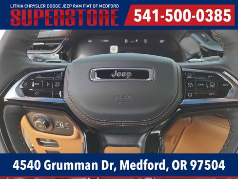 New 2026 Jeep Grand Cherokee Summit w/ Obsidian Package AWD/4WD image 23