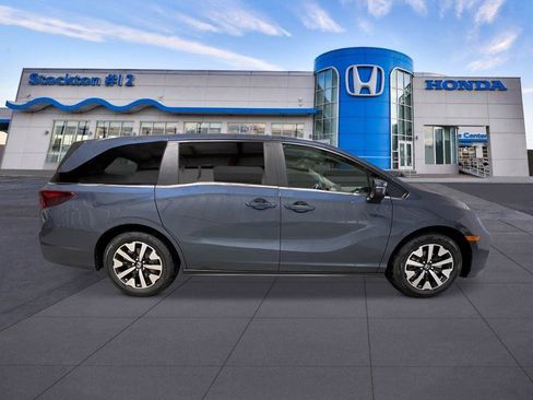 New 2026 Honda Odyssey EX-L image 7