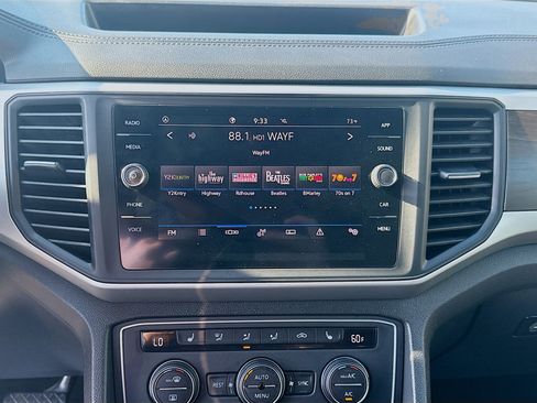 Used 2021 Volkswagen Atlas SE image 12