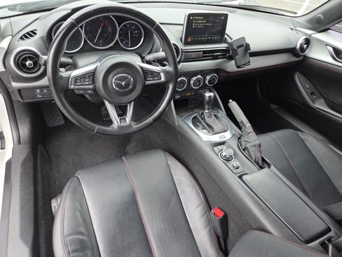 Used 2017 MAZDA MX-5 Miata RF Grand Touring image 21