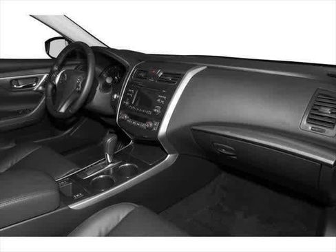 Used 2015 Nissan Altima 2.5 SL w/ Technology Package image 13