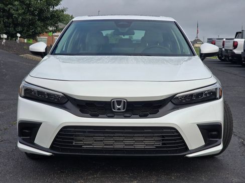 Used 2024 Honda Civic EX-L image 3