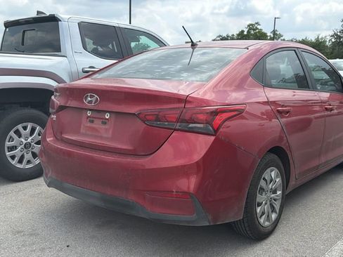 Used 2020 Hyundai Accent SE FWD image 4