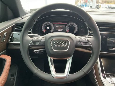 Used 2025 Audi Q8 Premium Plus image 11