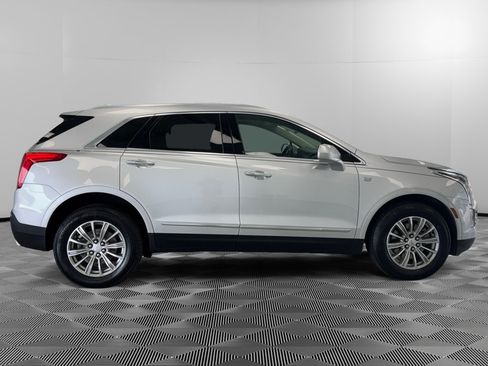 Used 2019 Cadillac XT5 Luxury AWD/4WD image 9