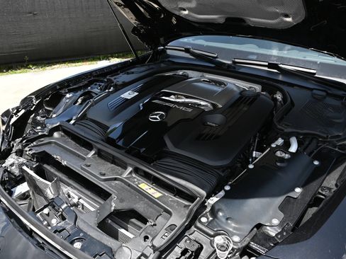 Used 2025 Mercedes-Benz AMG GT 63 w/ Driver Assistance Package image 22