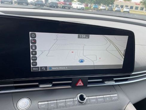 Used 2024 Hyundai Elantra Blue FWD image 19