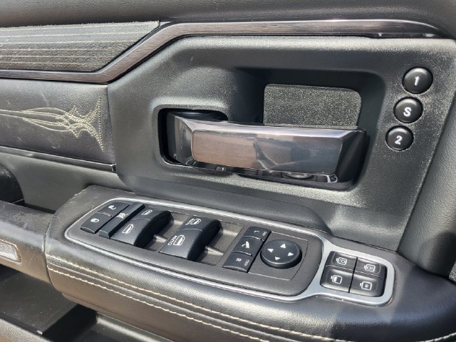 Used 2024 RAM 3500 Limited AWD/4WD image 13