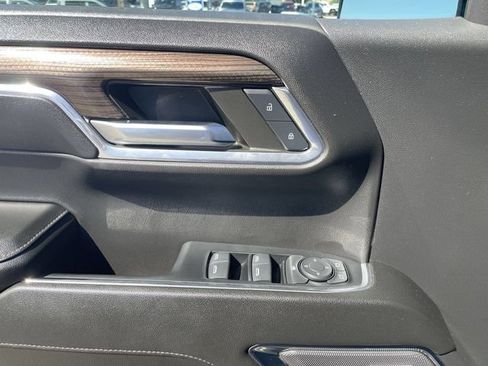 Used 2024 Chevrolet Silverado 1500 LT Trail Boss w/ LT Trail Boss Premium Package AWD/4WD image 22