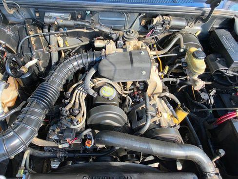 Used 2000 Ford Ranger XL RWD image 40