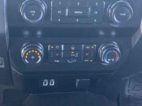 Used 2020 Ford F150 XLT w/ Equipment Group 302A Luxury image 30