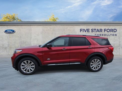 Used 2023 Ford Explorer King Ranch w/ Premium Technology Package image 5