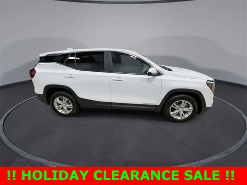 Used 2023 GMC Terrain SLE image 9