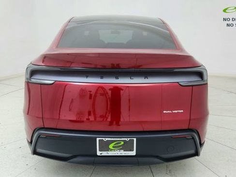 Used 2026 Tesla Model Y Long Range AWD/4WD image 5