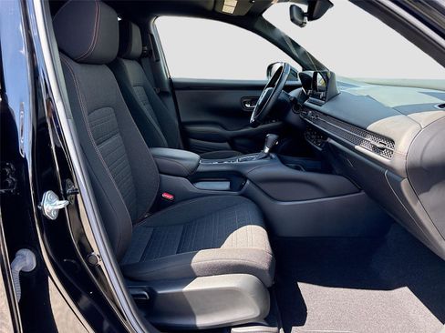 Certified 2024 Honda HR-V Sport image 30