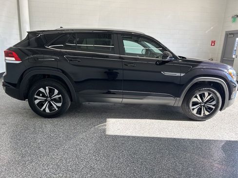 New 2026 Volkswagen Atlas Cross Sport SE AWD/4WD image 7