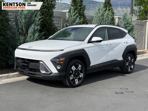 Used 2025 Hyundai Kona SEL AWD/4WD image 3