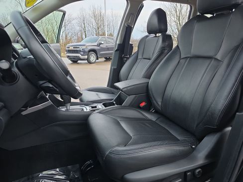 Used 2019 Subaru Forester Premium AWD/4WD image 15
