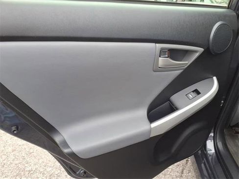 Used 2013 Toyota Prius Four image 14