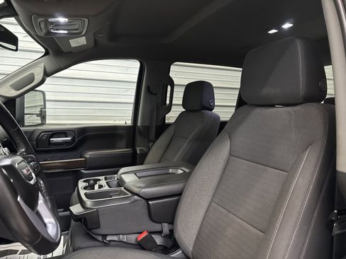 Used 2021 GMC Sierra 3500 SLE w/ SLE Convenience Package image 11